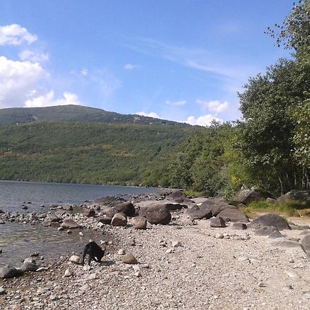 Hostal "Los Chanos El Ruso" Galende Екстер'єр фото