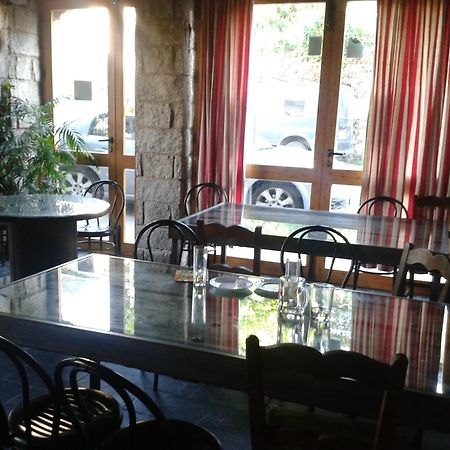 Hostal "Los Chanos El Ruso" Galende Екстер'єр фото