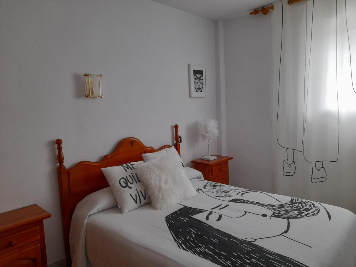 Hostal "Los Chanos El Ruso" Galende Екстер'єр фото