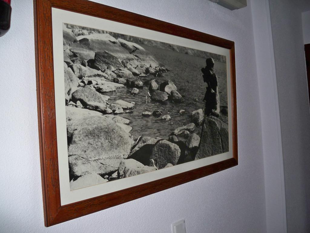 Hostal "Los Chanos El Ruso" Galende Екстер'єр фото