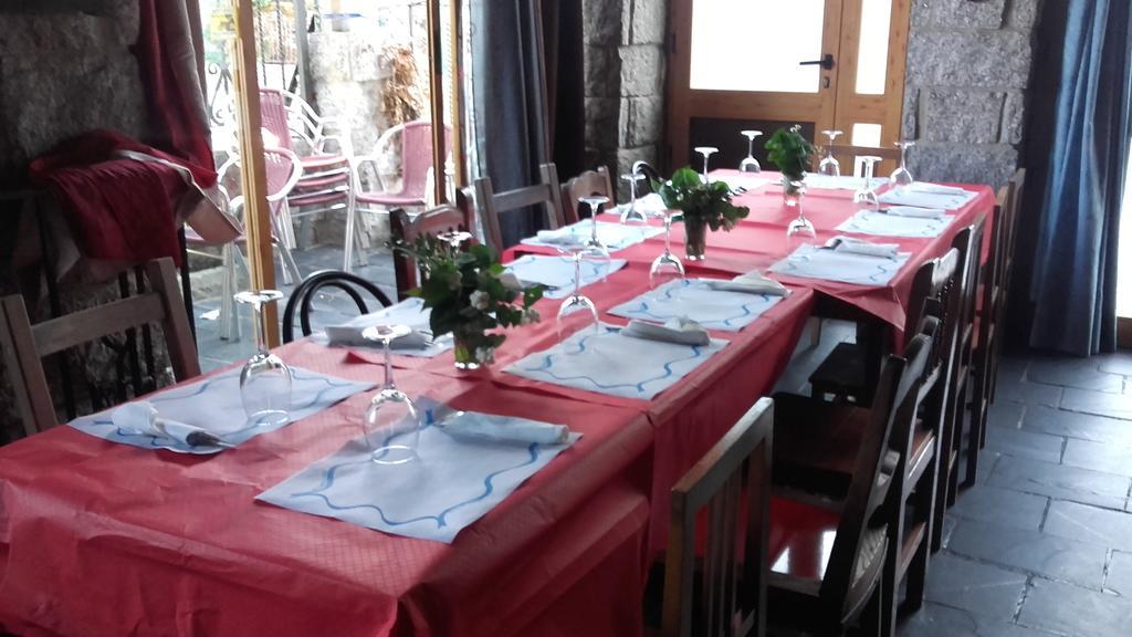 Hostal "Los Chanos El Ruso" Galende Екстер'єр фото